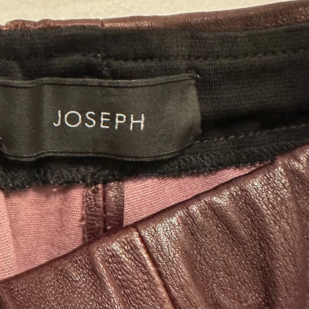 Joseph Burgundy Lambskin Leather Leggings w. Back Black Knit Panels S